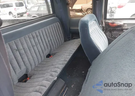 1991 Chevrolet Gmt-400 K1500 из США, поврежденный, VIN 2GCEK19K2M1146579